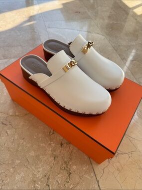 HERMES clogs